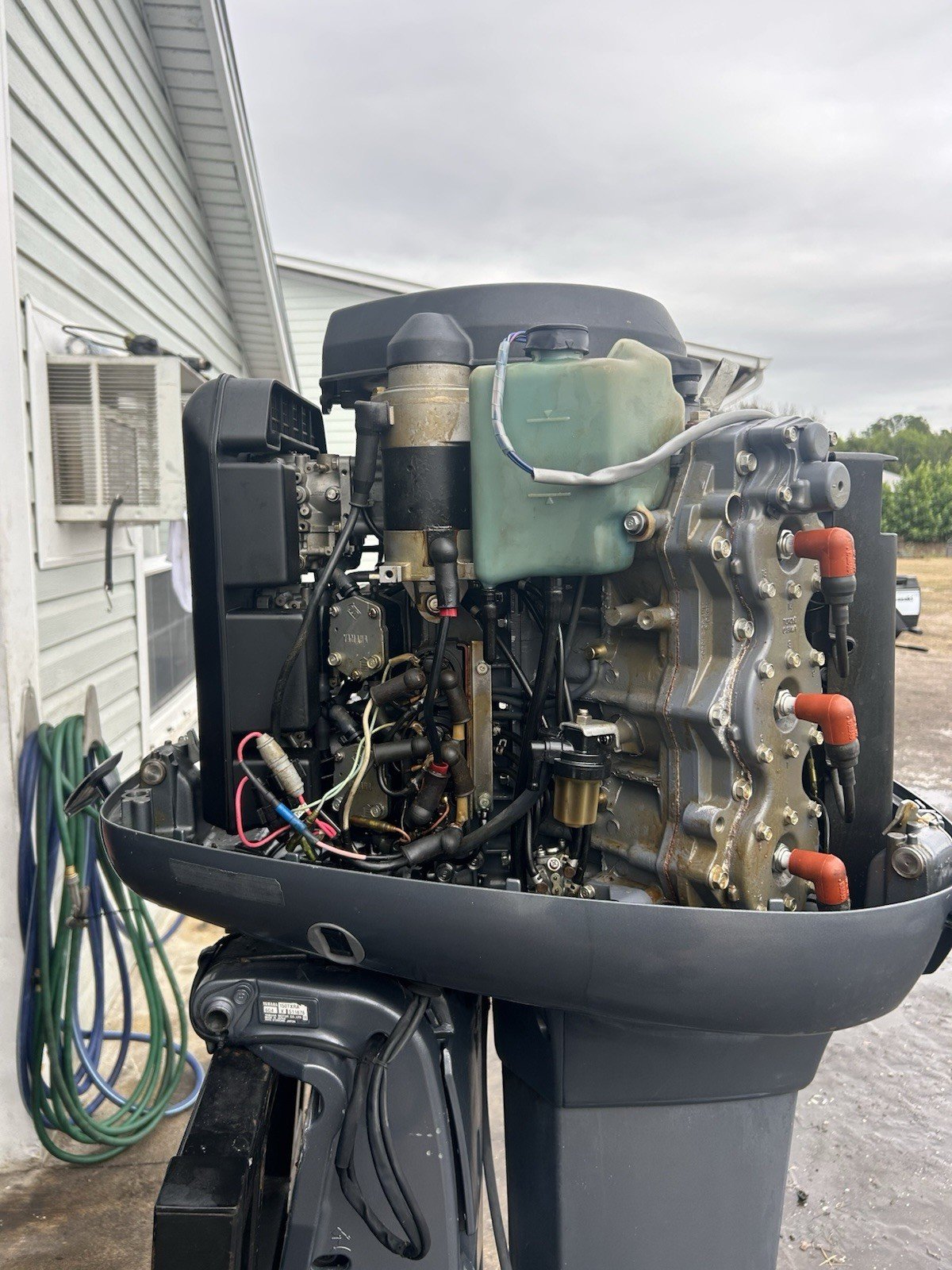 2002 Yamaha 150hp 2 Stroke V6 Carbureted Outboard Boat Engine