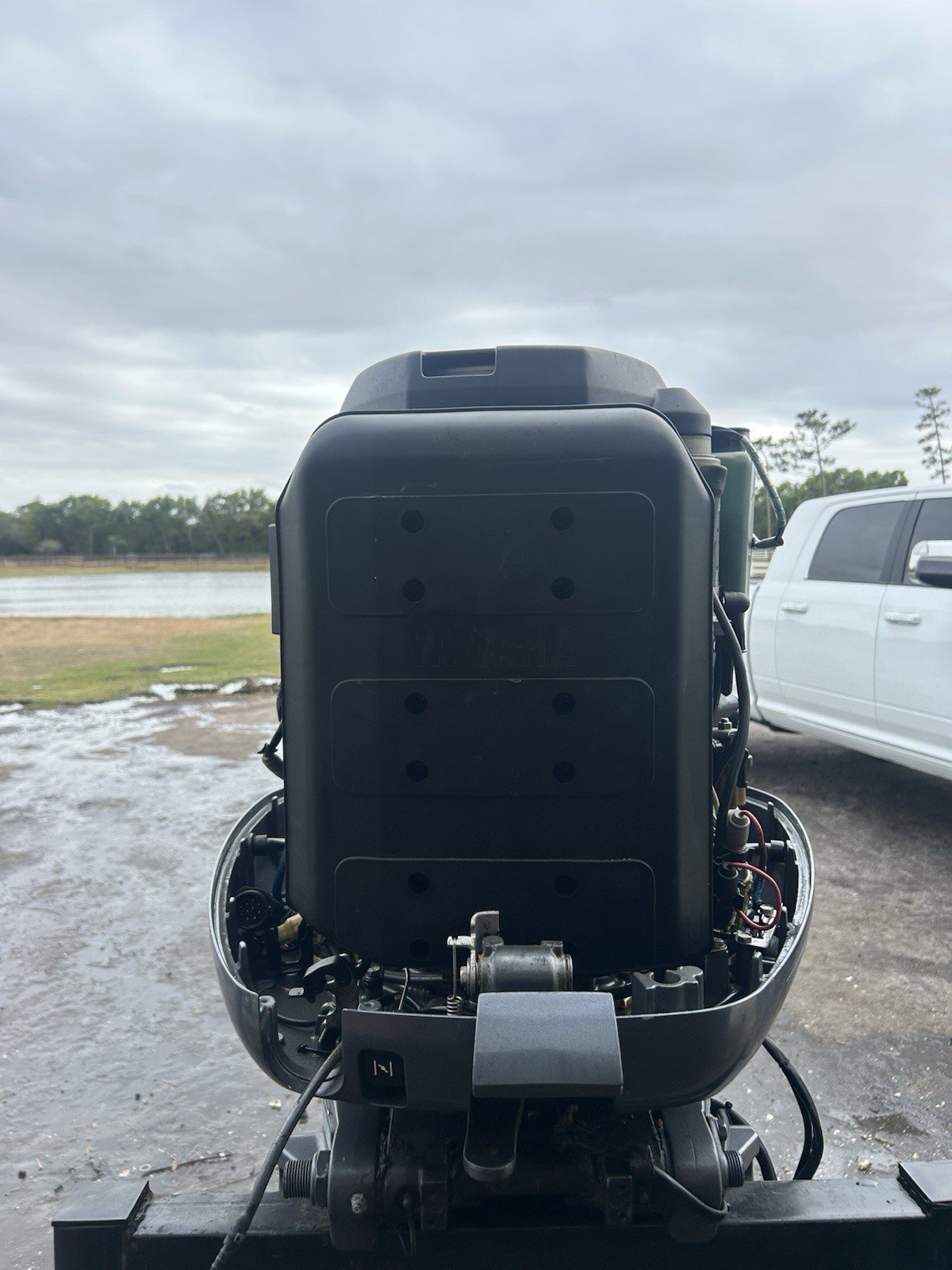 2002 Yamaha 150hp 2 Stroke V6 Carbureted Outboard Boat Engine