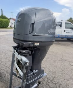 2010 115 HP 115HP YAMAHA FOUR STROKE OUTBOARD MOTOR