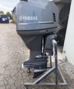 2010 115 HP 115HP YAMAHA FOUR STROKE OUTBOARD MOTOR