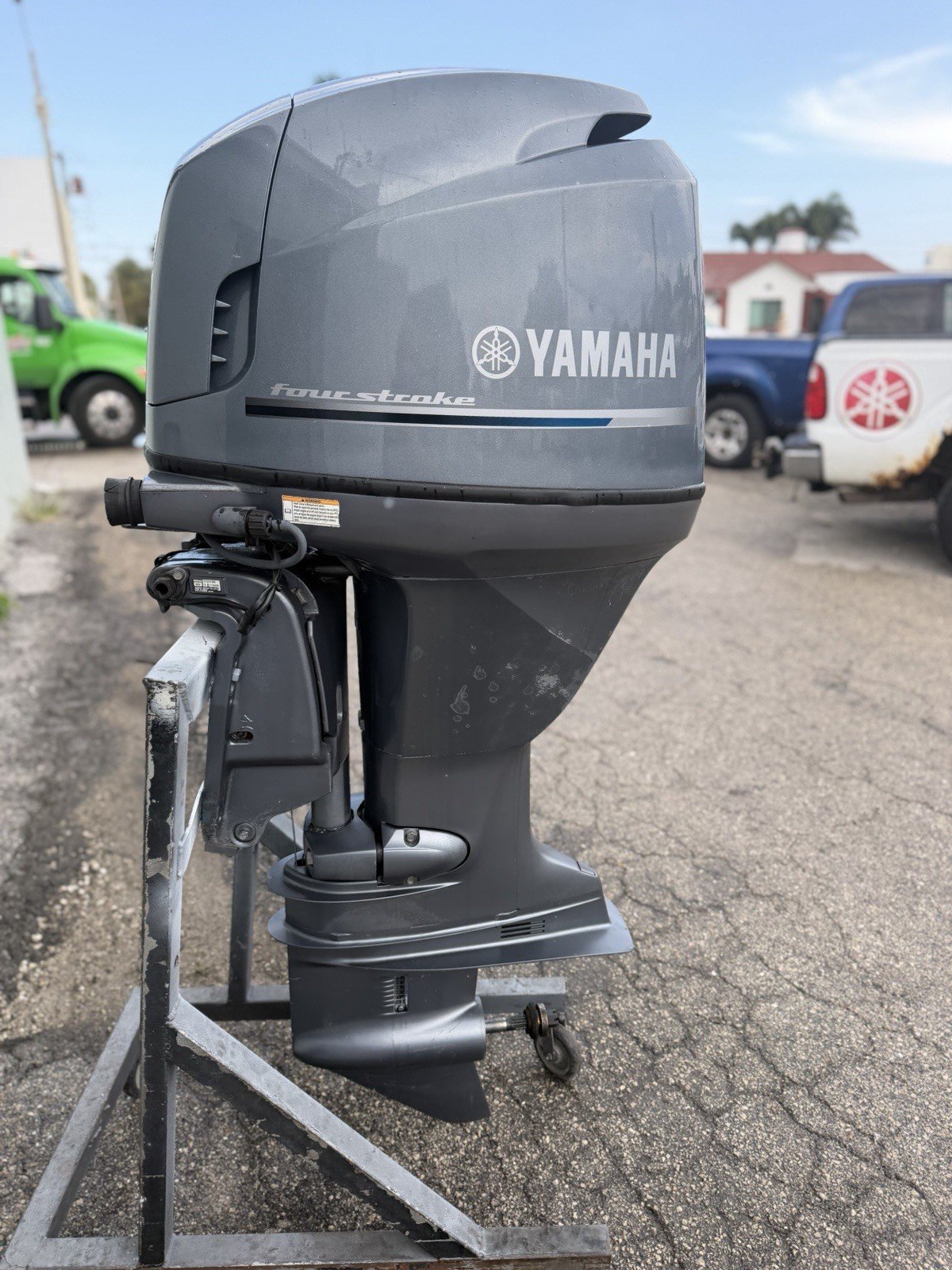 2010 115 HP 115HP YAMAHA FOUR STROKE OUTBOARD MOTOR
