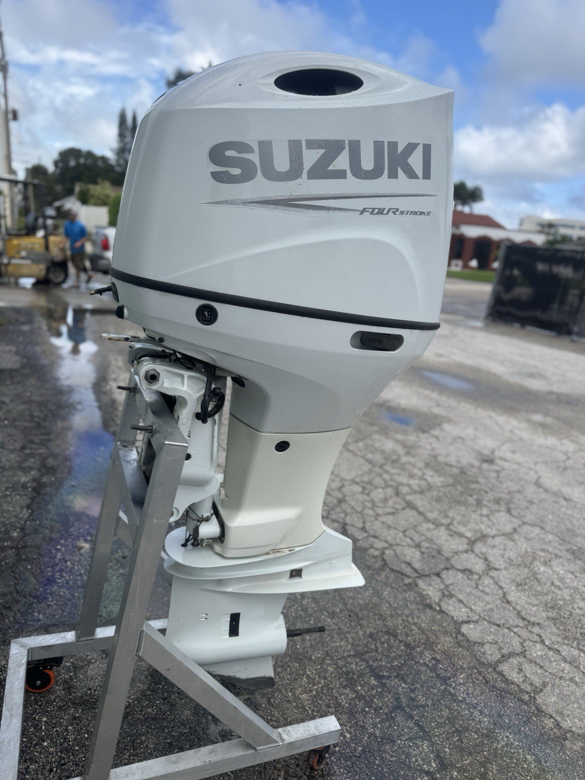 2021 200 HP 200 HP SUZUKI FOUR STROKE OUTBOARD MOTOR YAMAHA MERCURY
