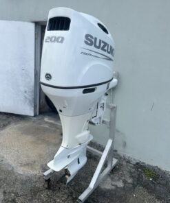 2021 200 HP 200 HP SUZUKI FOUR STROKE OUTBOARD MOTOR YAMAHA MERCURY