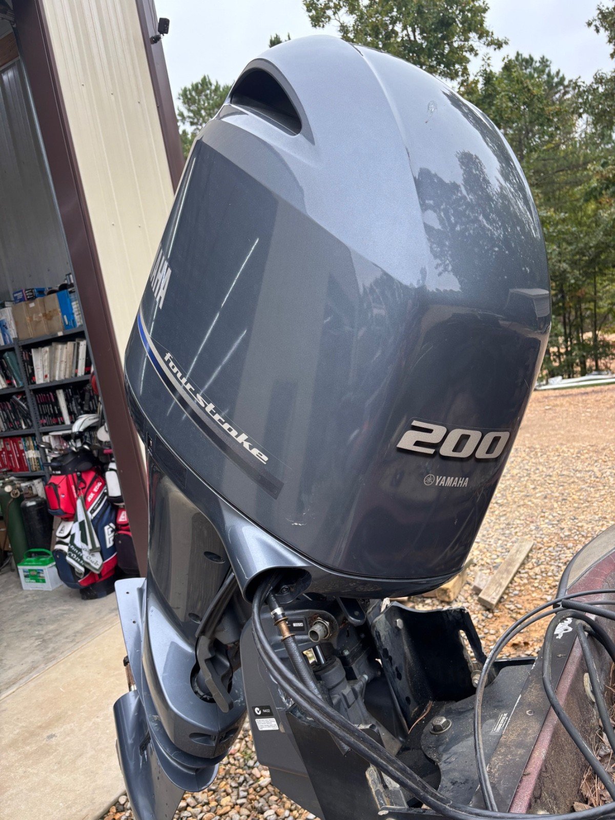 SOLD !!2015 Yamaha Outboard Motor, Freshwater Only, F200XB