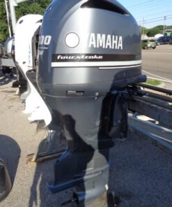 USED 2010 YAMAHA 300 HP 30