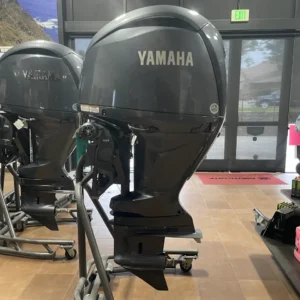 Mercury 200HP 3.4L 4-Stroke DTS Outboard Motor – 25” Shaft – Digital Controls