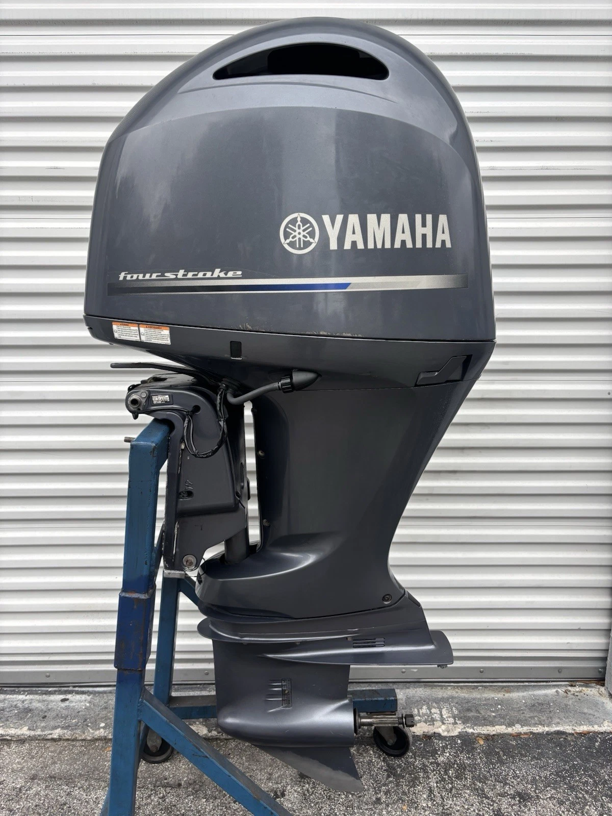 Used 2015 Yamaha F200XCA 200 HP 4-Stroke Outboard Motor – 25″ (X) Shaft – Ready to Mount and Run - Image 6